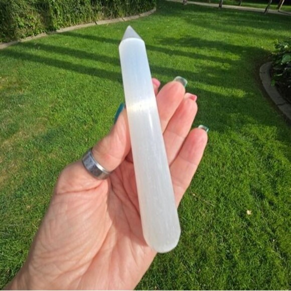 Selenite Crystal 7 Chakra Colorful Massage Wand - Picture 4 of 4